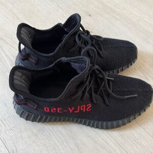 Yeezy boost 350 V2